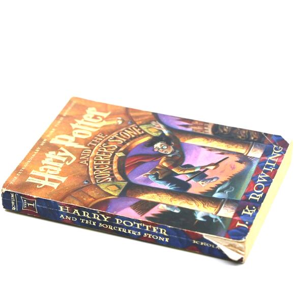 Harry Potter and the Sorcerers Stone (Paperback) Book by J.K. Rowling - Picture 3 of 6